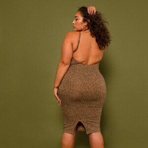 Manners London Nata pencil dress in classic Leopard